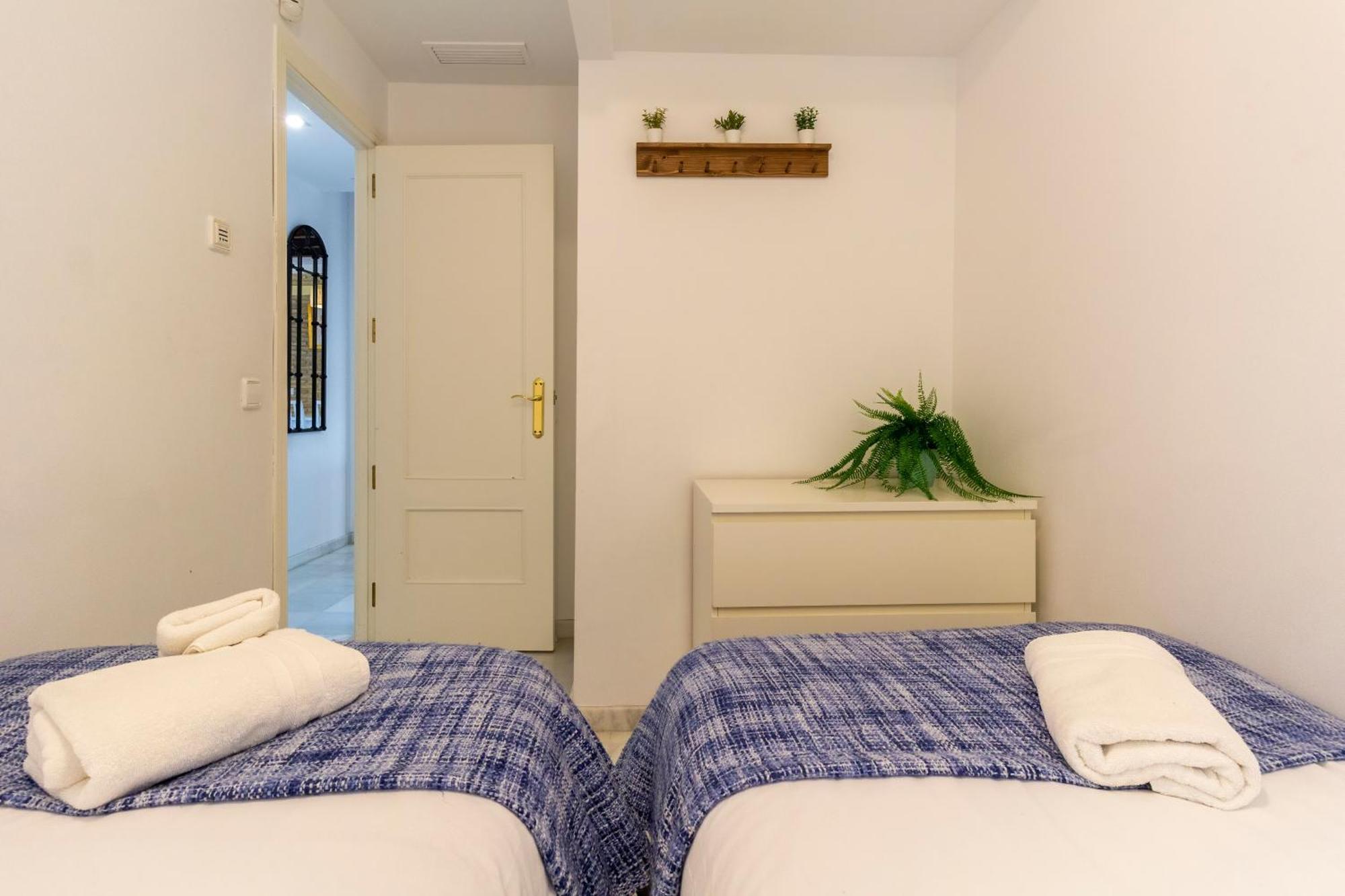 Alohamundi Pureza III Apartment Sevilla Bagian luar foto