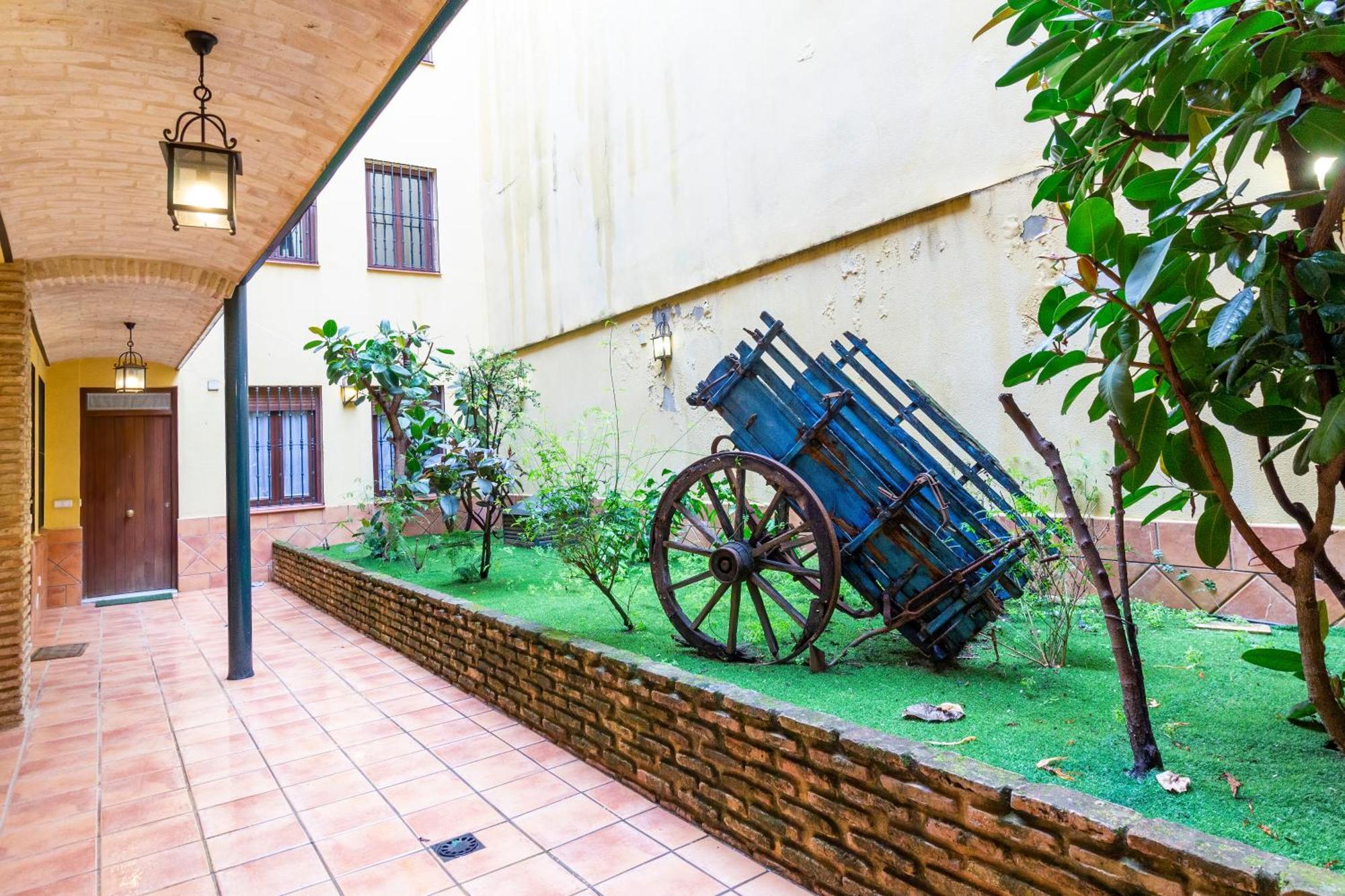 Alohamundi Pureza III Apartment Sevilla Bagian luar foto