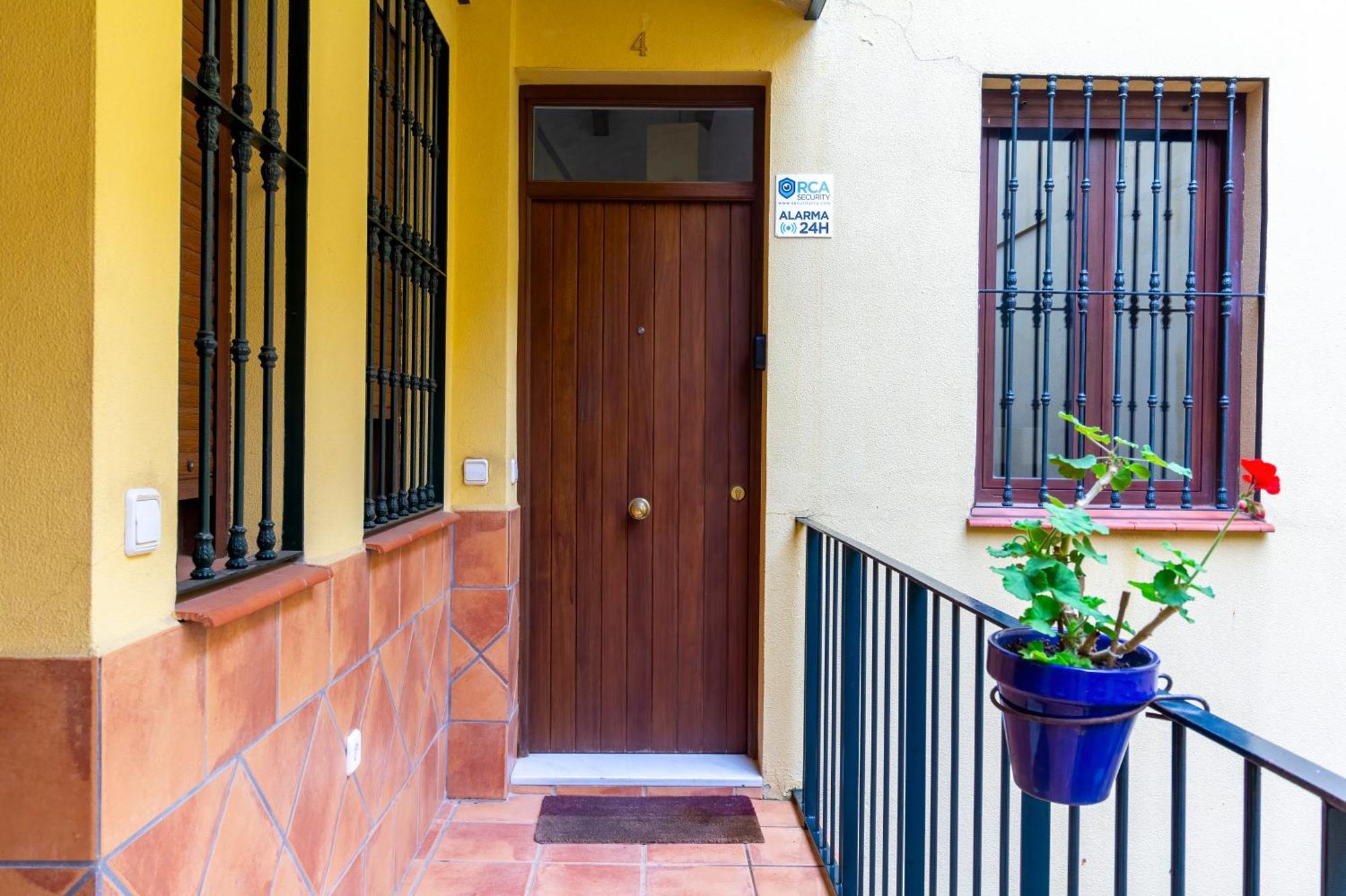 Alohamundi Pureza III Apartment Sevilla Bagian luar foto